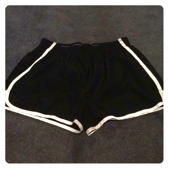running shorts - Picture 1 of 3